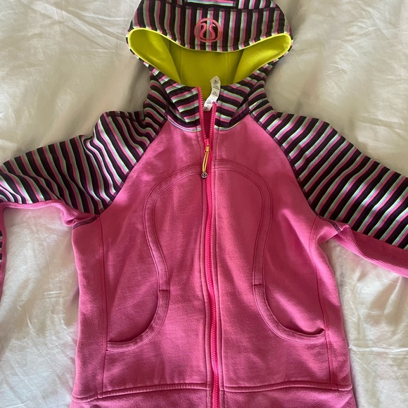 Lululemon Scuba Hoodie Size 8 M Pink Black Striped Colorful Festive - Picture 2 of 7